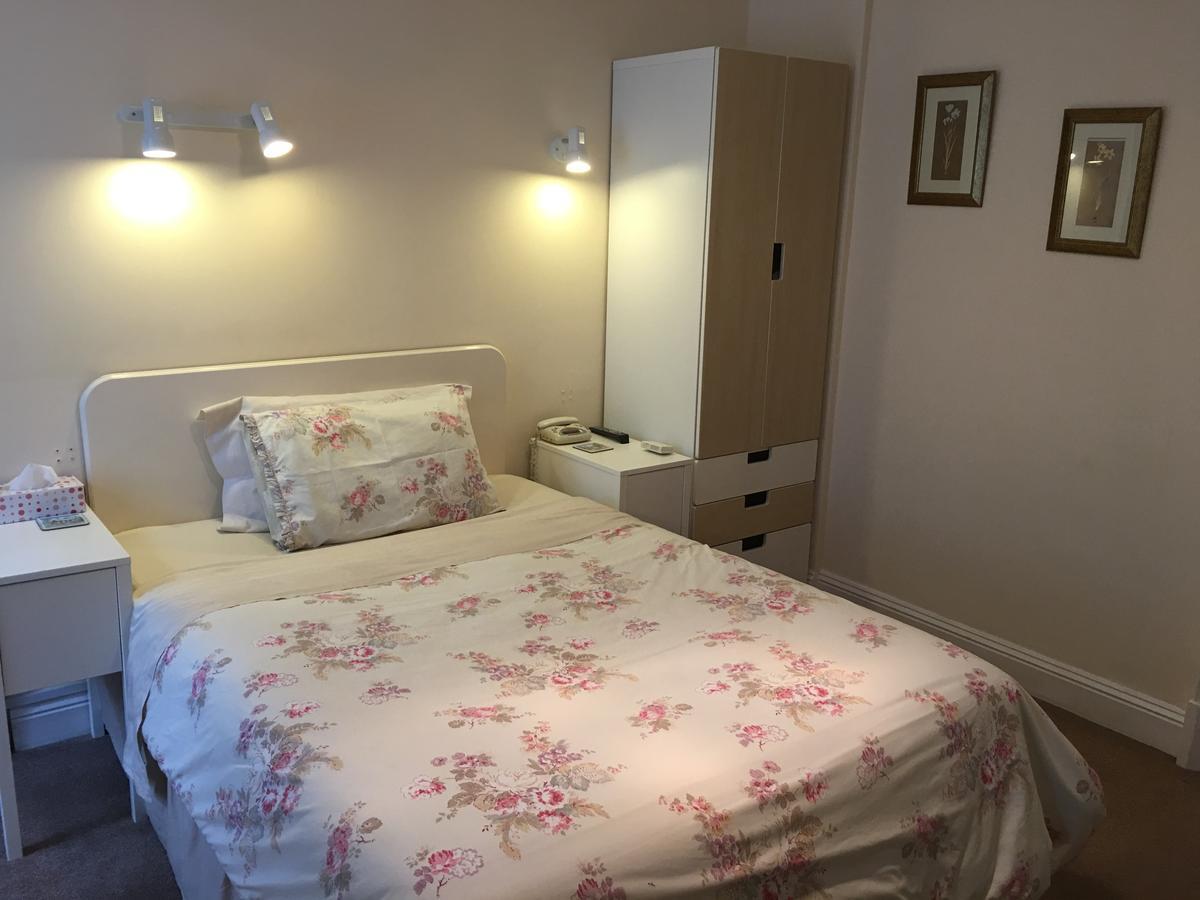 Heather House Bed And Breakfast อ็อกซ์ฟอร์ด ภายนอก รูปภาพ